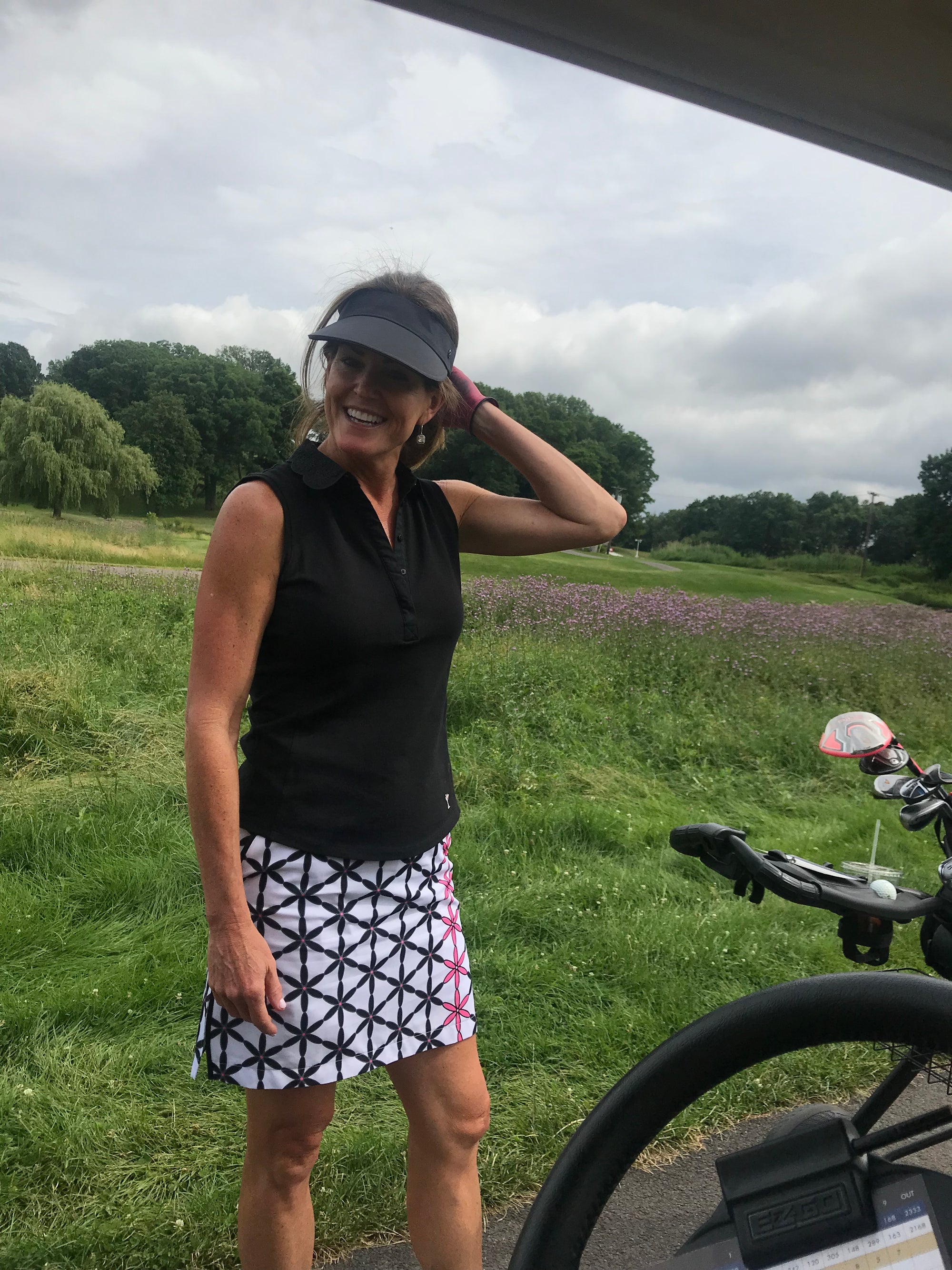 Susan Hess Plays as Independent in Women’s Metropolitan Golf Association