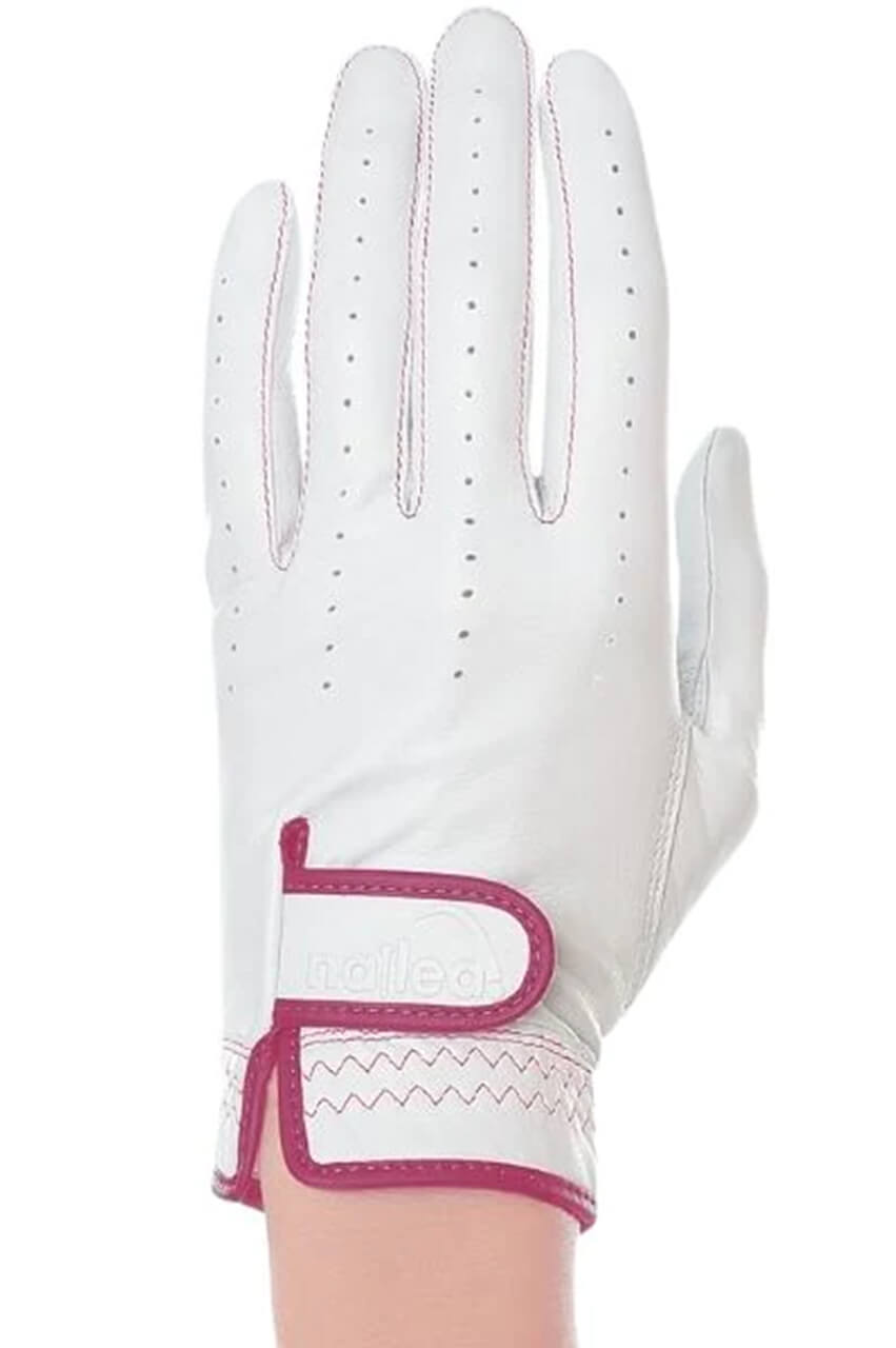 Nailed Golf Glove